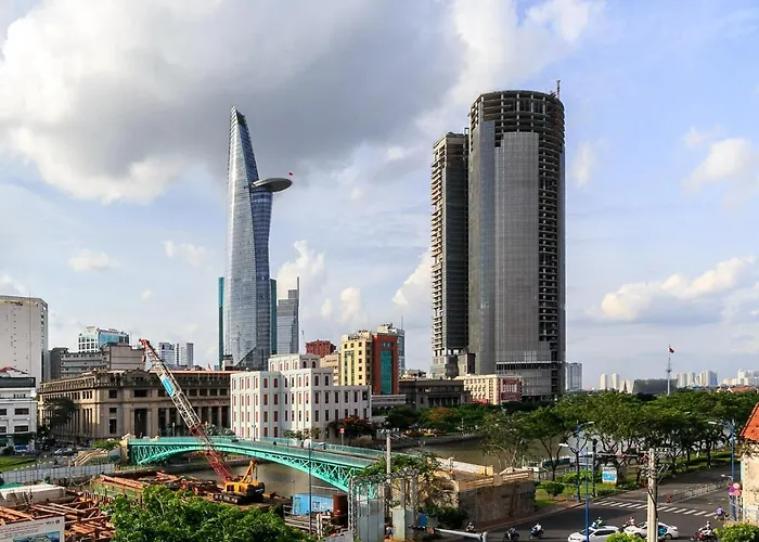 Planet Saigon Hotel